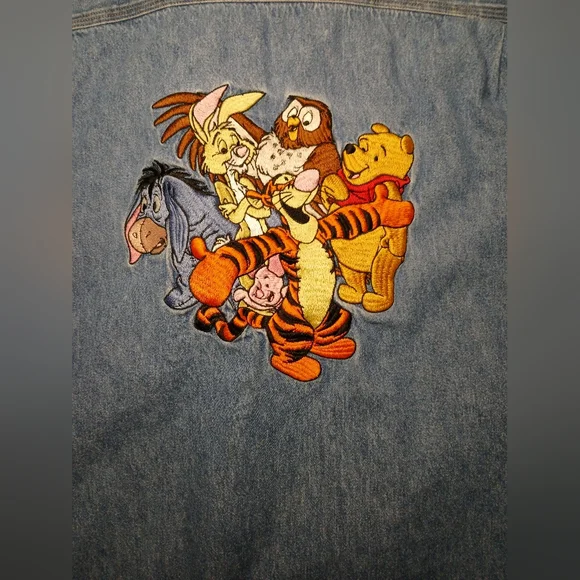 Disney Store Denim Button Up Shirt M Winnie The Pooh Tigger Eor Owl Piglet - Picture 2 of 12